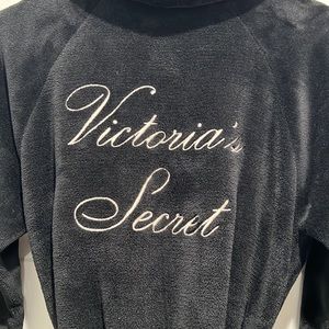 NWOT: Victoria’s Secret Black Robe